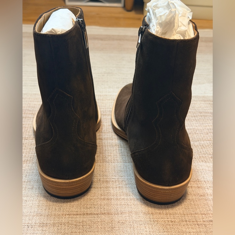 Stuart Weitzman Suede Augustine Chelsea Boot | Brown | EU 44 | Square Toe | NIB - Picture 5 of 14